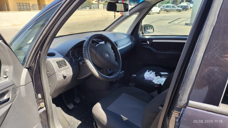 Opel Meriva, снимка 6 - Автомобили и джипове - 52264835