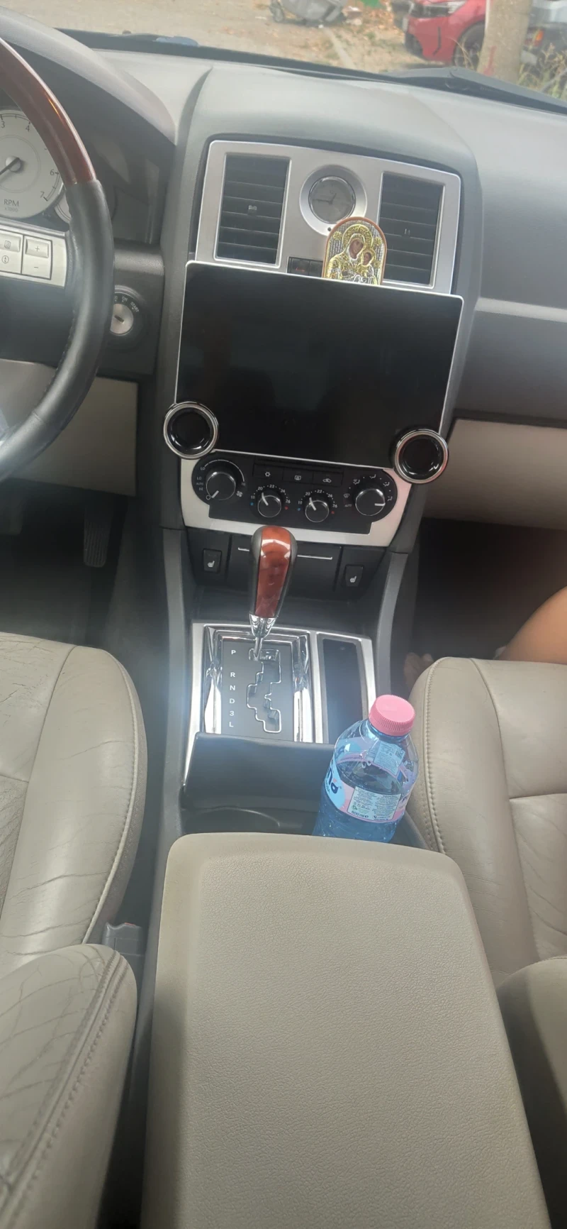 Chrysler 300c 2.7 LPG, снимка 10 - Автомобили и джипове - 52154924