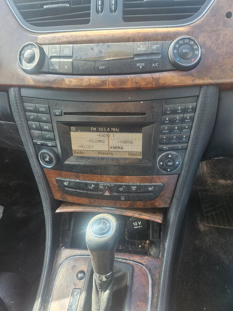 Mercedes-Benz CLS 350 219, снимка 3 - Автомобили и джипове - 52086861