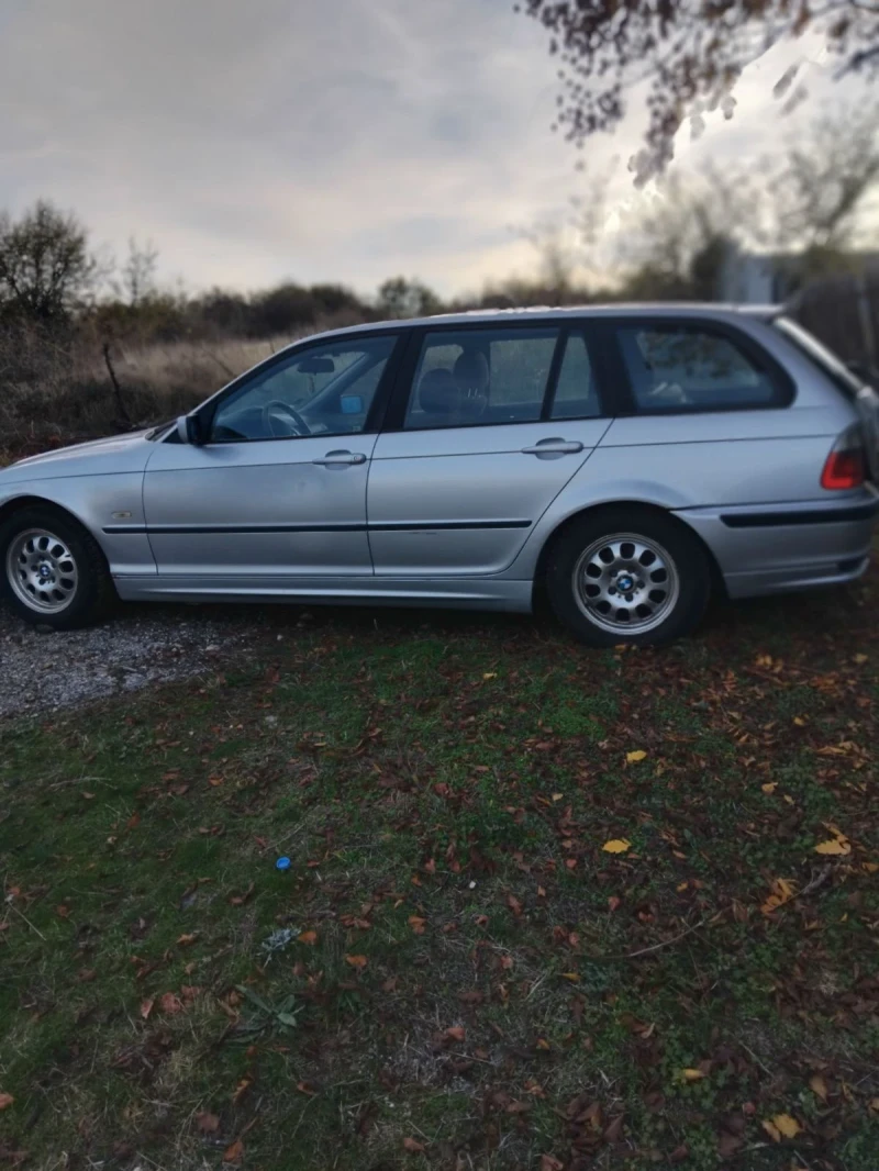 BMW 320, снимка 3 - Автомобили и джипове - 52335617