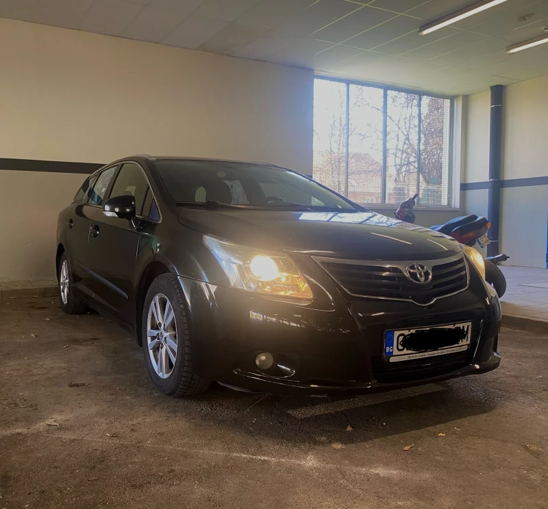 Toyota Avensis 2.0 D4D 126 кс., снимка 2 - Автомобили и джипове - 52421723