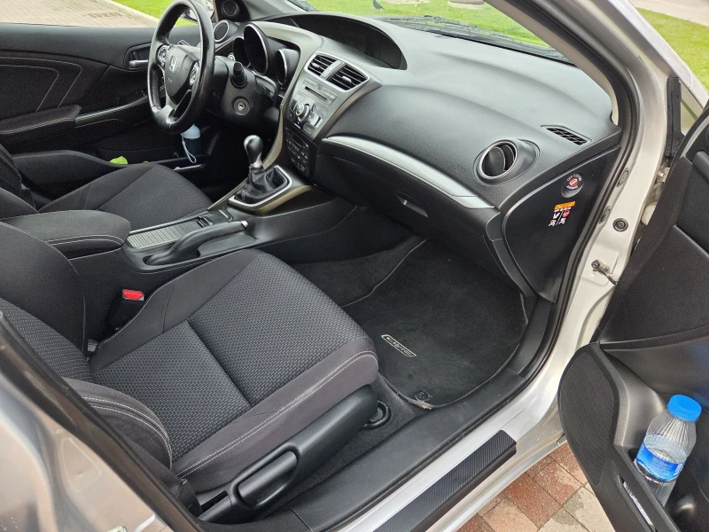 Honda Civic 1, 6 i-dtec , faselift , снимка 8 - Автомобили и джипове - 52709164
