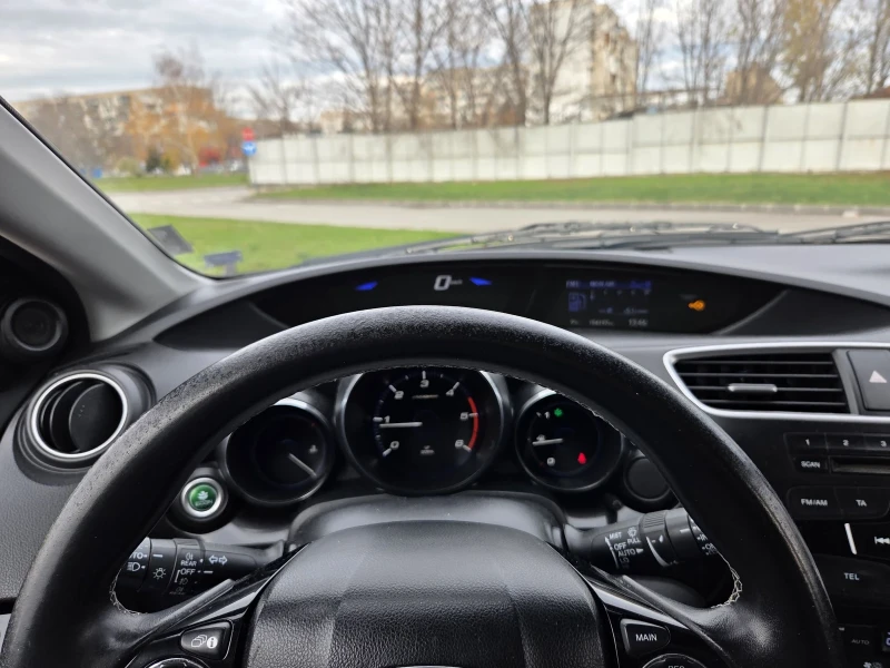 Honda Civic 1, 6 i-dtec , faselift , снимка 13 - Автомобили и джипове - 52709164