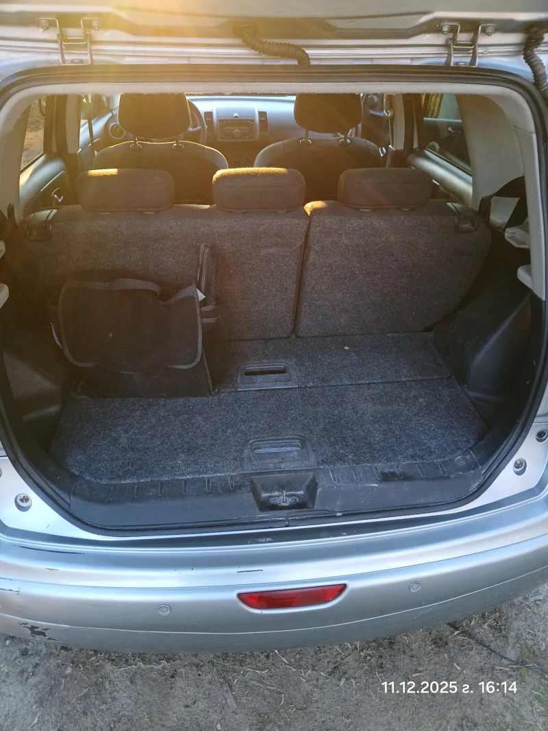 Nissan Note, снимка 11 - Автомобили и джипове - 52756423
