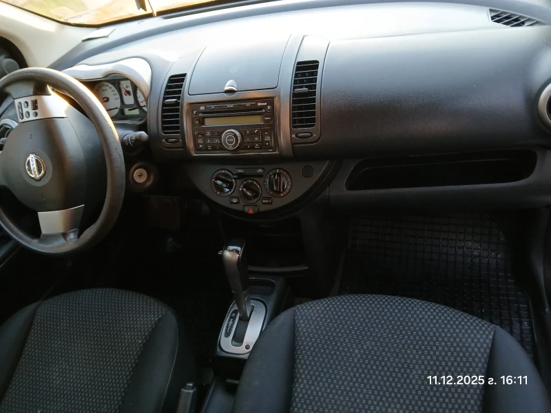 Nissan Note, снимка 8 - Автомобили и джипове - 52756423