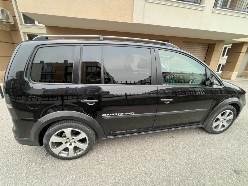 VW Touran Cross touran, снимка 6 - Автомобили и джипове - 52817489