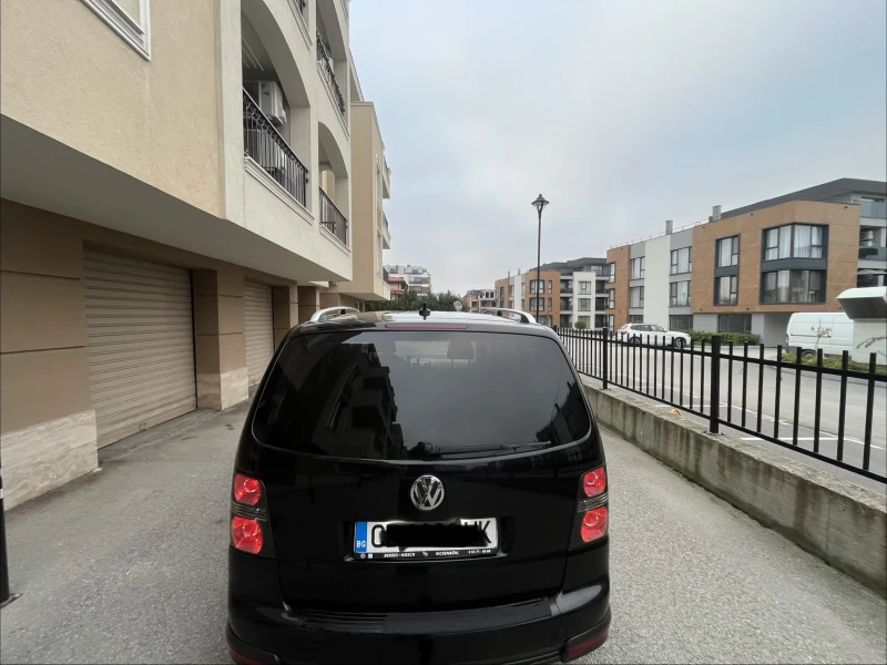 VW Touran Cross touran, снимка 4 - Автомобили и джипове - 52817489