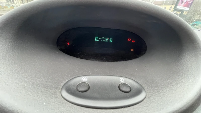 Toyota Yaris, снимка 7 - Автомобили и джипове - 53300938