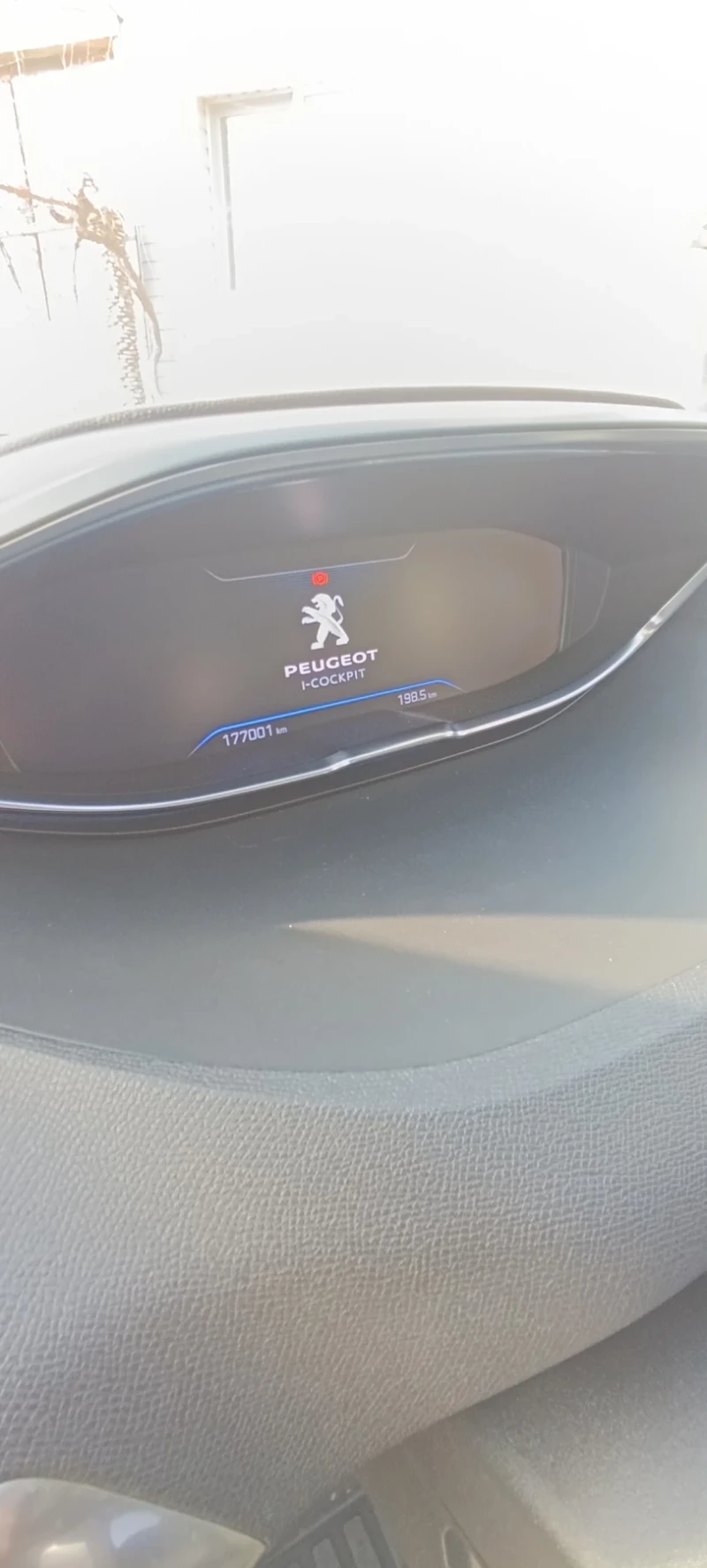 Peugeot 3008 1.5, снимка 8 - Автомобили и джипове - 53402197