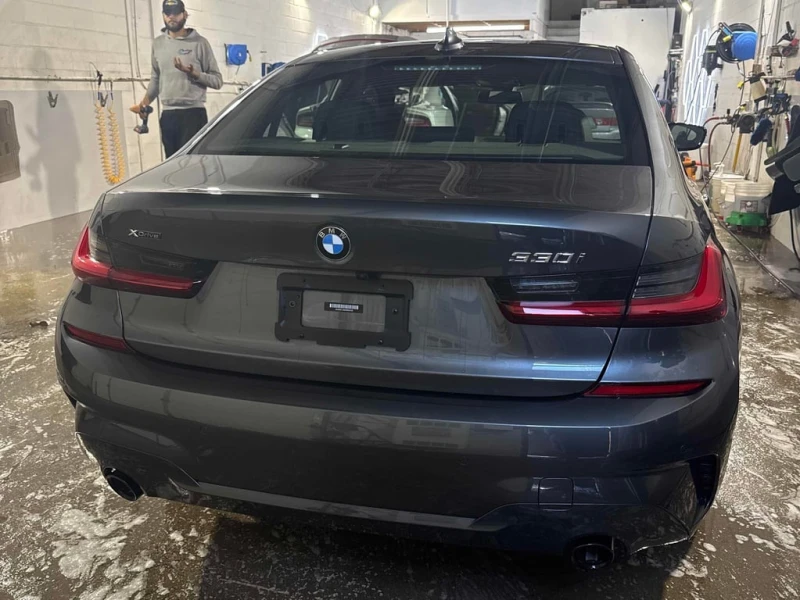 BMW 330 i xDrive | M-PACK | ПОДГРЕВИ |  CARFAX, снимка 4 - Автомобили и джипове - 53459618