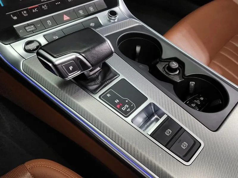 Audi A6 (C8) 45 Tfsi, снимка 9 - Автомобили и джипове - 54880793