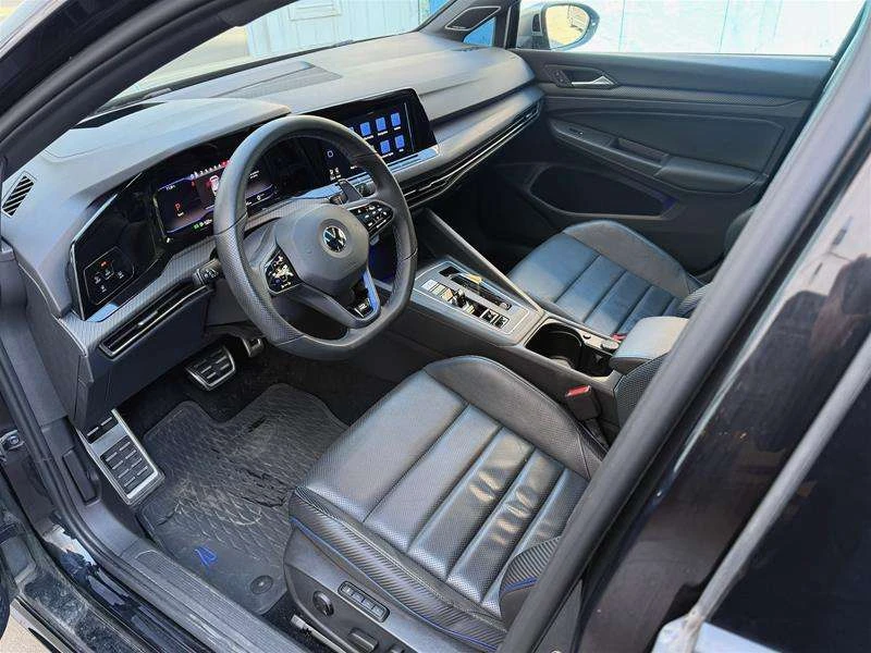 VW Golf МАЛКО КМ / КОЖА / ПАНОРАМА / ЦЕНА ДО БГ, снимка 9 - Автомобили и джипове - 54897278