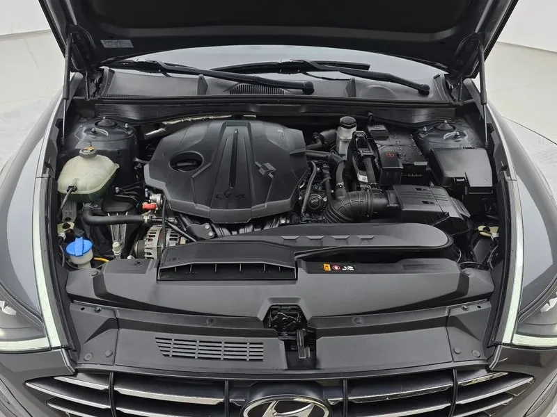 Hyundai Sonata 2.0 Premium, снимка 6 - Автомобили и джипове - 55803336