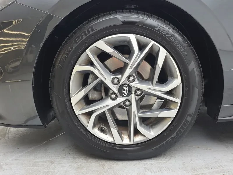 Hyundai Sonata 2.0 Premium, снимка 5 - Автомобили и джипове - 55803336