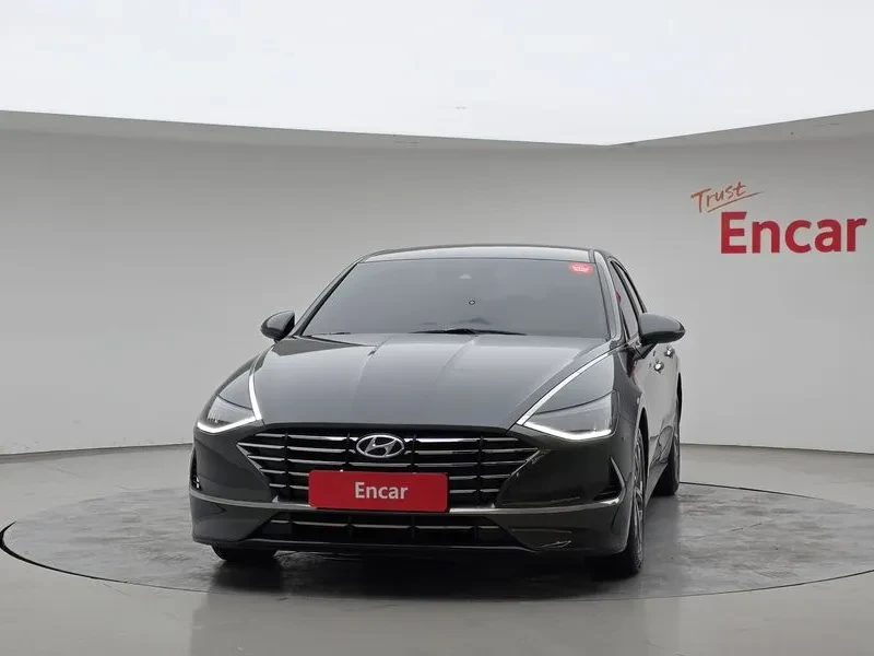Hyundai Sonata 2.0 Premium, снимка 3 - Автомобили и джипове - 55803336