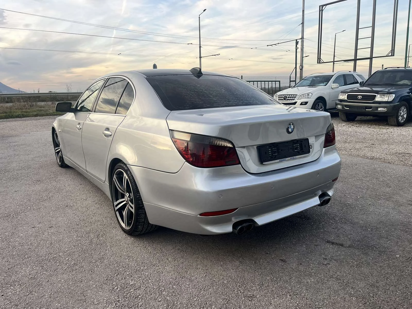 BMW 530 530 218kc Italia - изображение 6