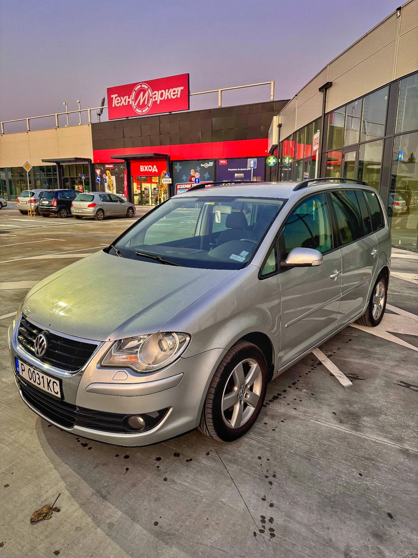 VW Touran 2.0 TDI - изображение 3