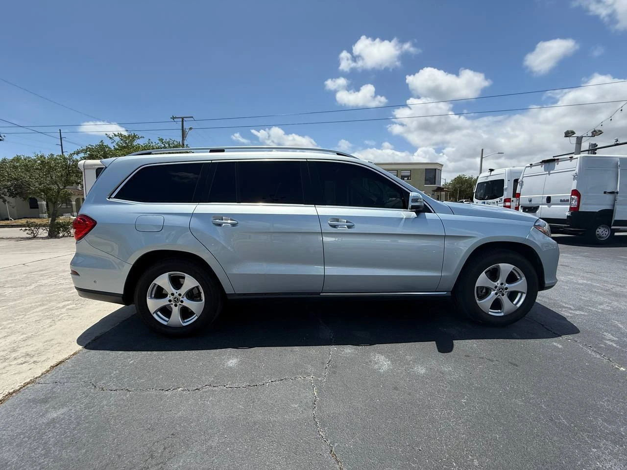 Mercedes-Benz GLS 450 4MATIC* Burmester* Lane Keep* Maсаж* Дистроник* Об - изображение 4