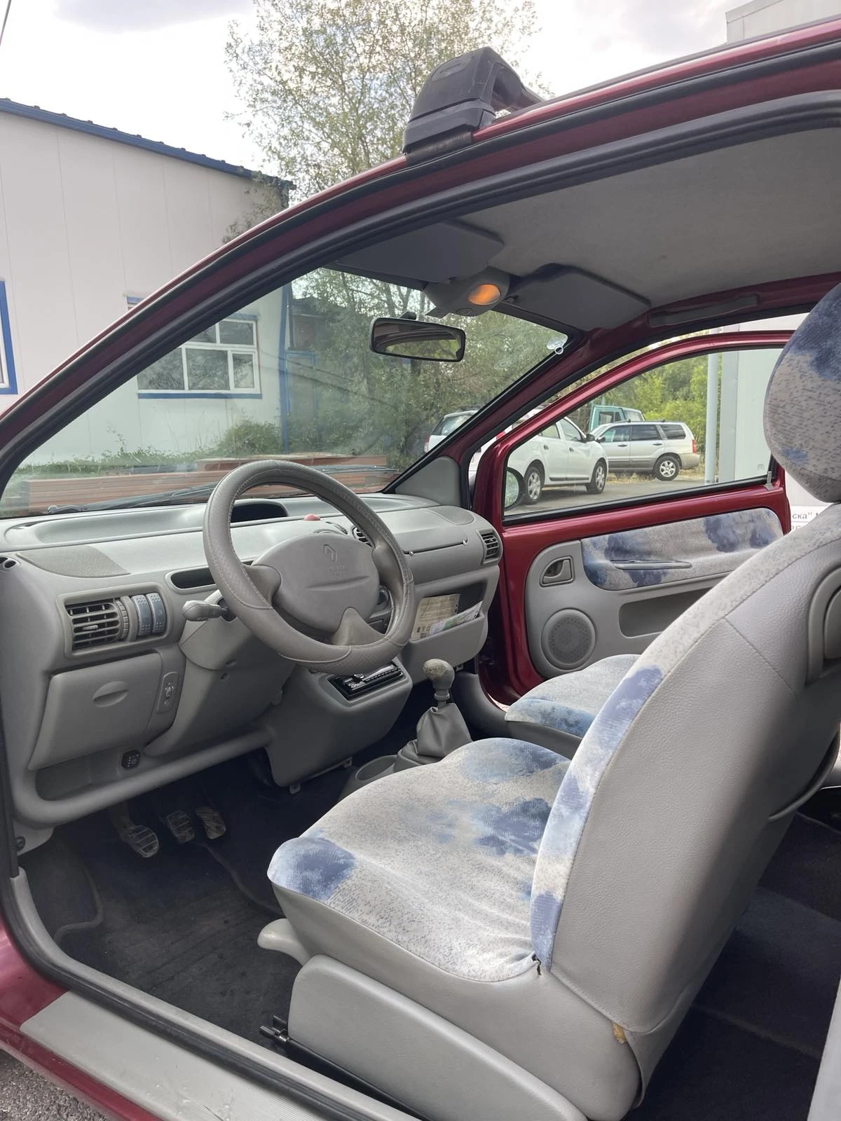 Renault Twingo  - изображение 10