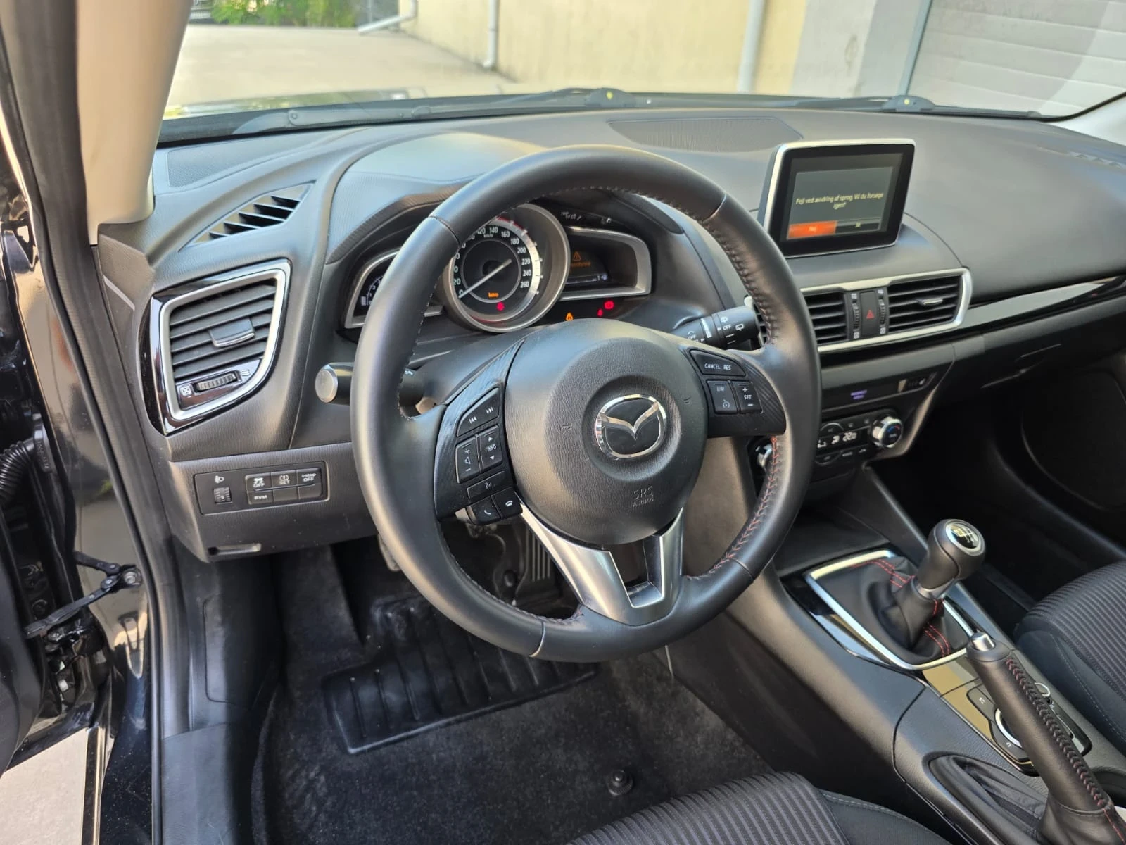 Mazda 3 2.0 SKYACTIV 120k.c EURO 6B  - изображение 6
