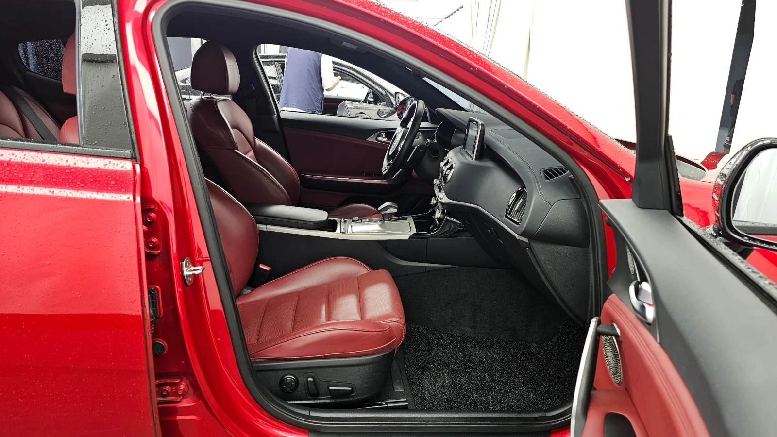 Kia Stinger 3.3T 2WD GT  | Mobile.bg   11