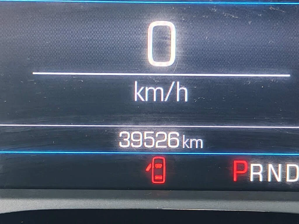 Chevrolet Camaro 1LT Coupe RWD * АвтоКредит* (ЦЕНА ДО БГ) - изображение 9