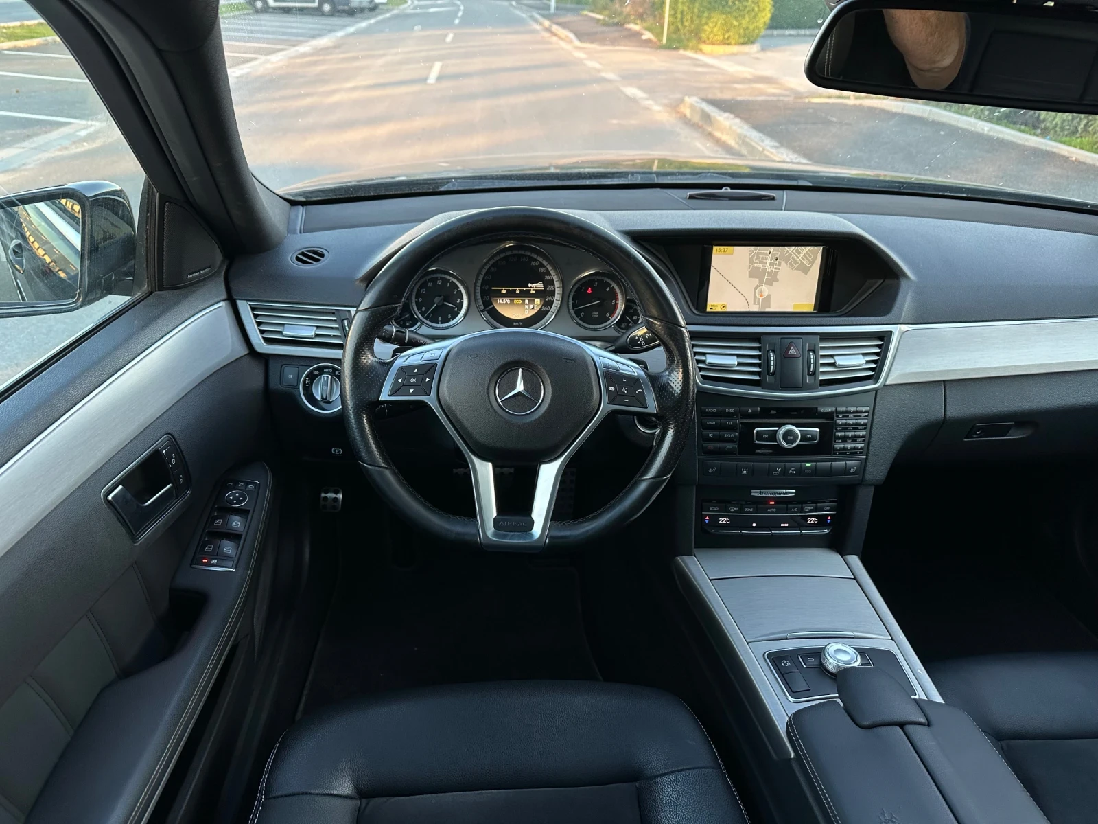 Mercedes-Benz E 350 CDI Full AMG* Distronic+ * LaneAssist* Panorama | Mobile.bg   12