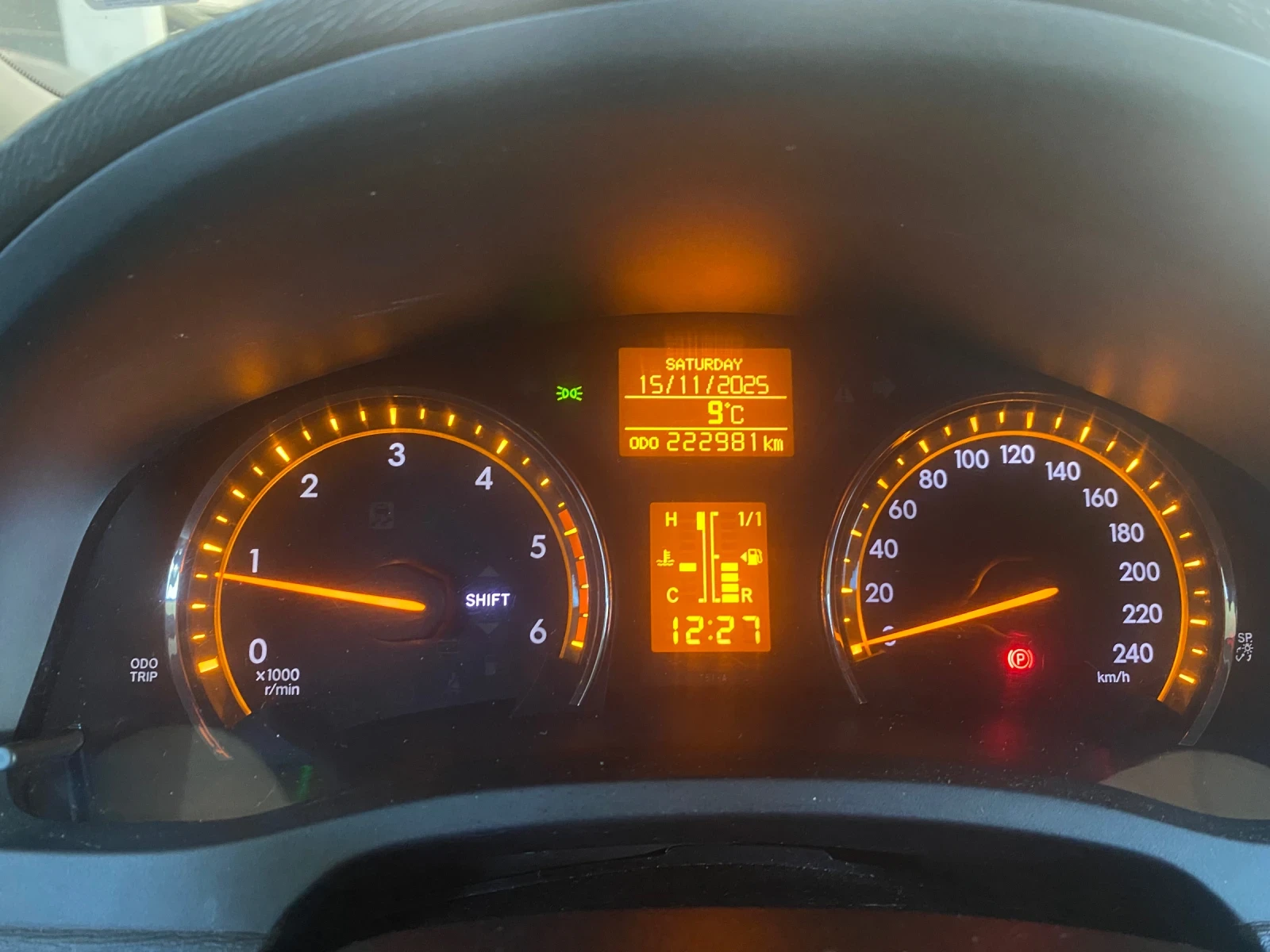 Toyota Avensis 2.0 D4D 126 кс. - изображение 8