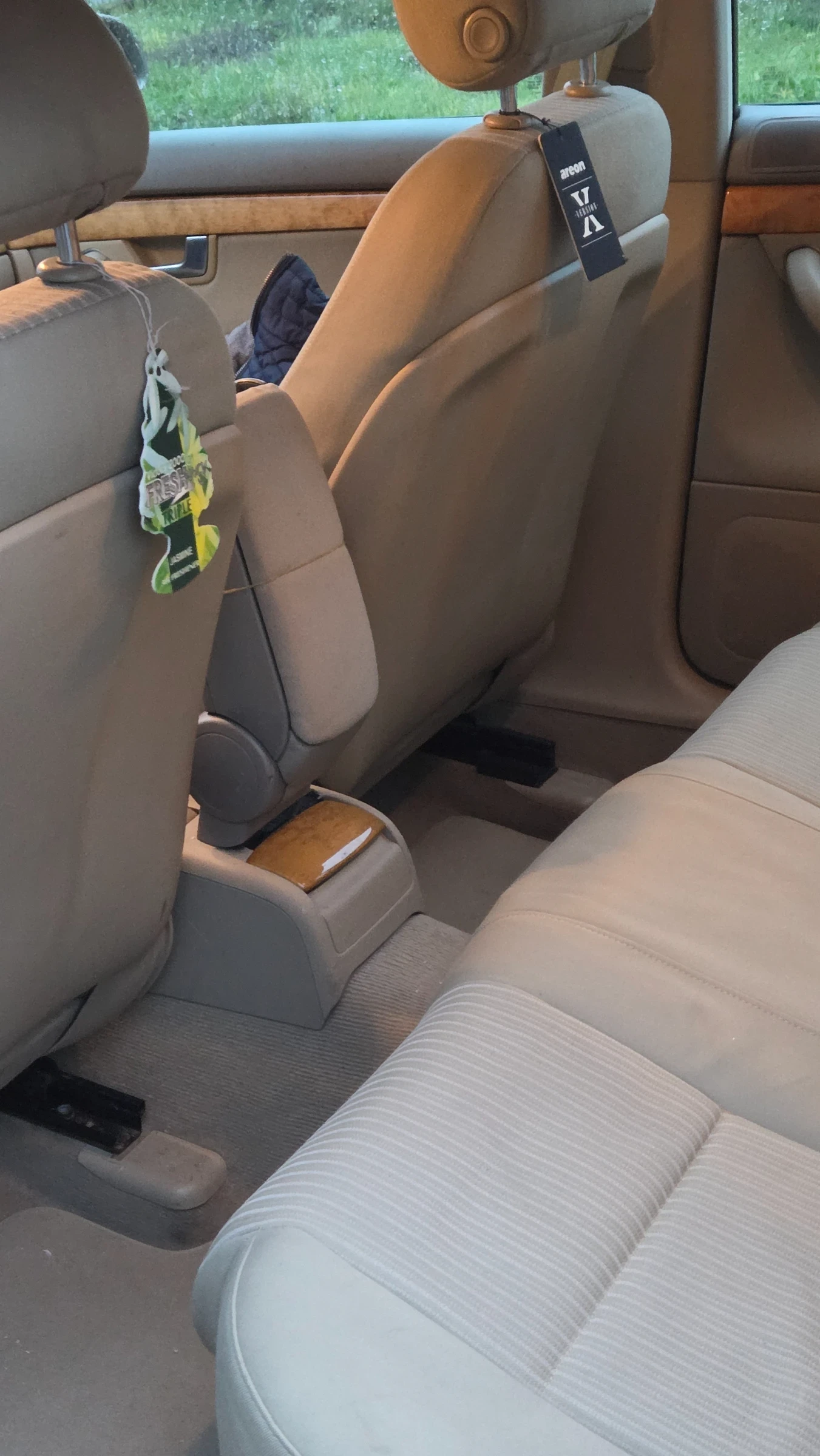 Audi A4 1.9tdi, снимка 9 - Автомобили и джипове - 53048503