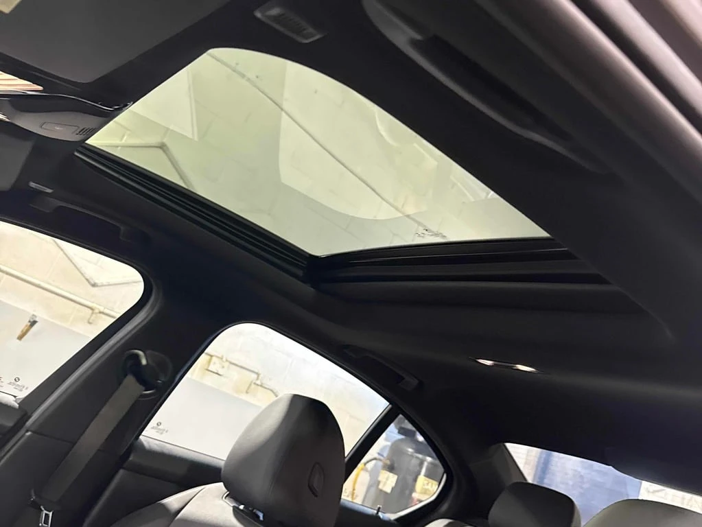 BMW 330 i xDrive | M-PACK | �������� |  CARFAX | Mobile.bg � ����������� 13