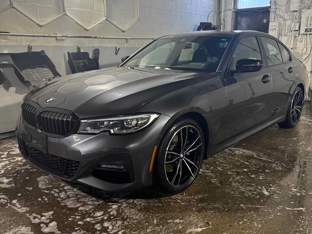 BMW 330 i xDrive | M-PACK | �������� |  CARFAX | Mobile.bg � ����������� 1