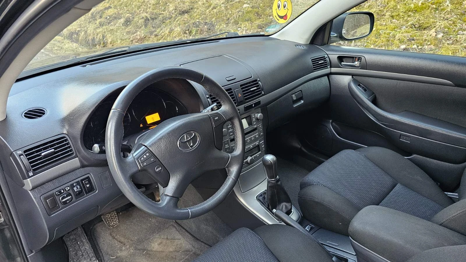 Toyota Avensis 1.8, снимка 10 - Автомобили и джипове - 53726898