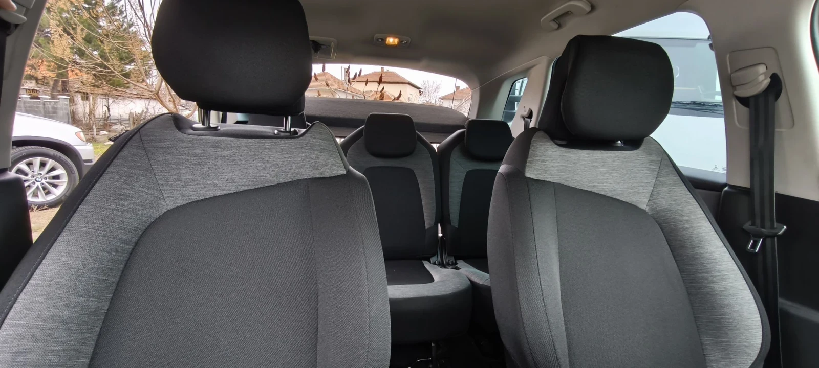 Citroen C4 Picasso Автомат 1.5HDI.130кс евро 6, снимка 9 - Автомобили и джипове - 53922539