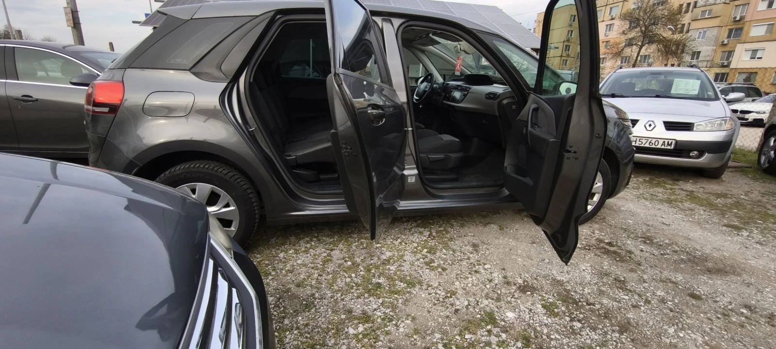 Citroen C4 Picasso Автомат 7скорости1.5HDI.130кс евро 6, снимка 7 - Автомобили и джипове - 53922539
