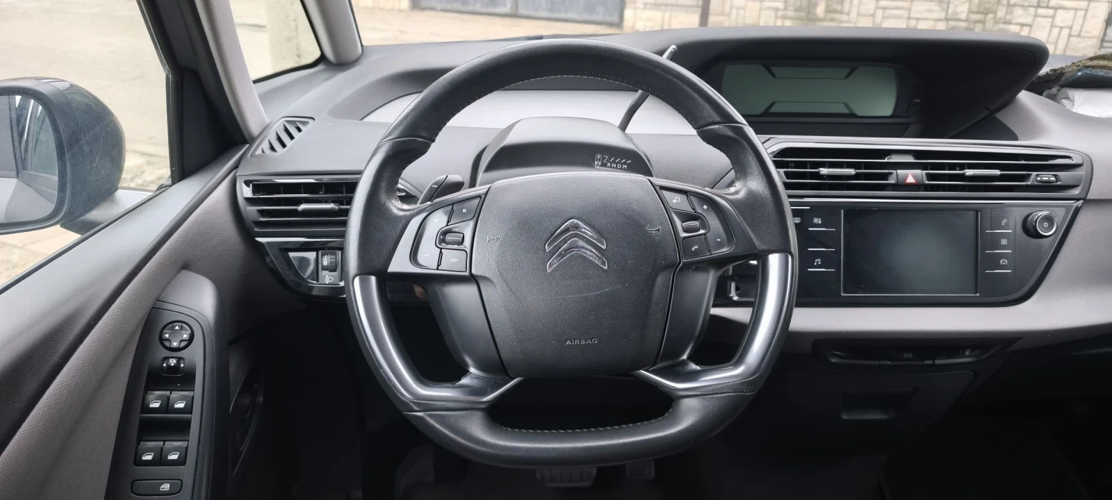 Citroen C4 Picasso Автомат 1.5HDI.130кс евро 6, снимка 14 - Автомобили и джипове - 53922539