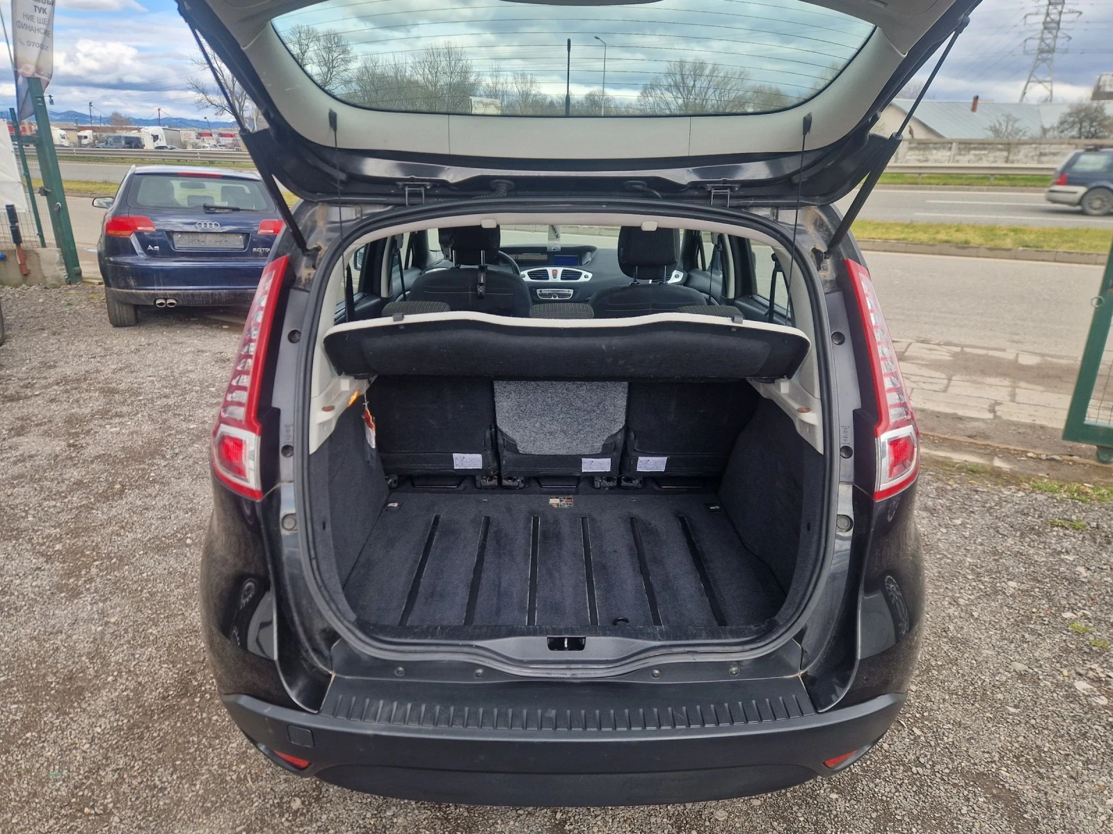 Renault Scenic 1.5DCI 110PS.Xmod ITALIA , снимка 6 - Автомобили и джипове - 54023124