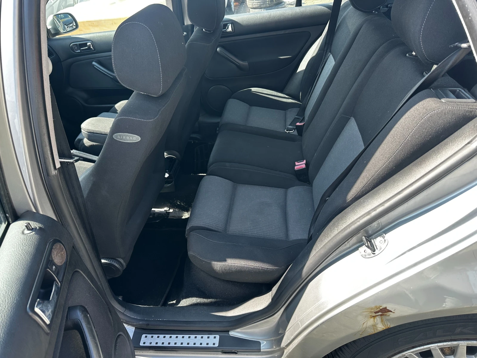 VW Golf GT 1.9тди 116k.s , снимка 10 - Автомобили и джипове - 54049960