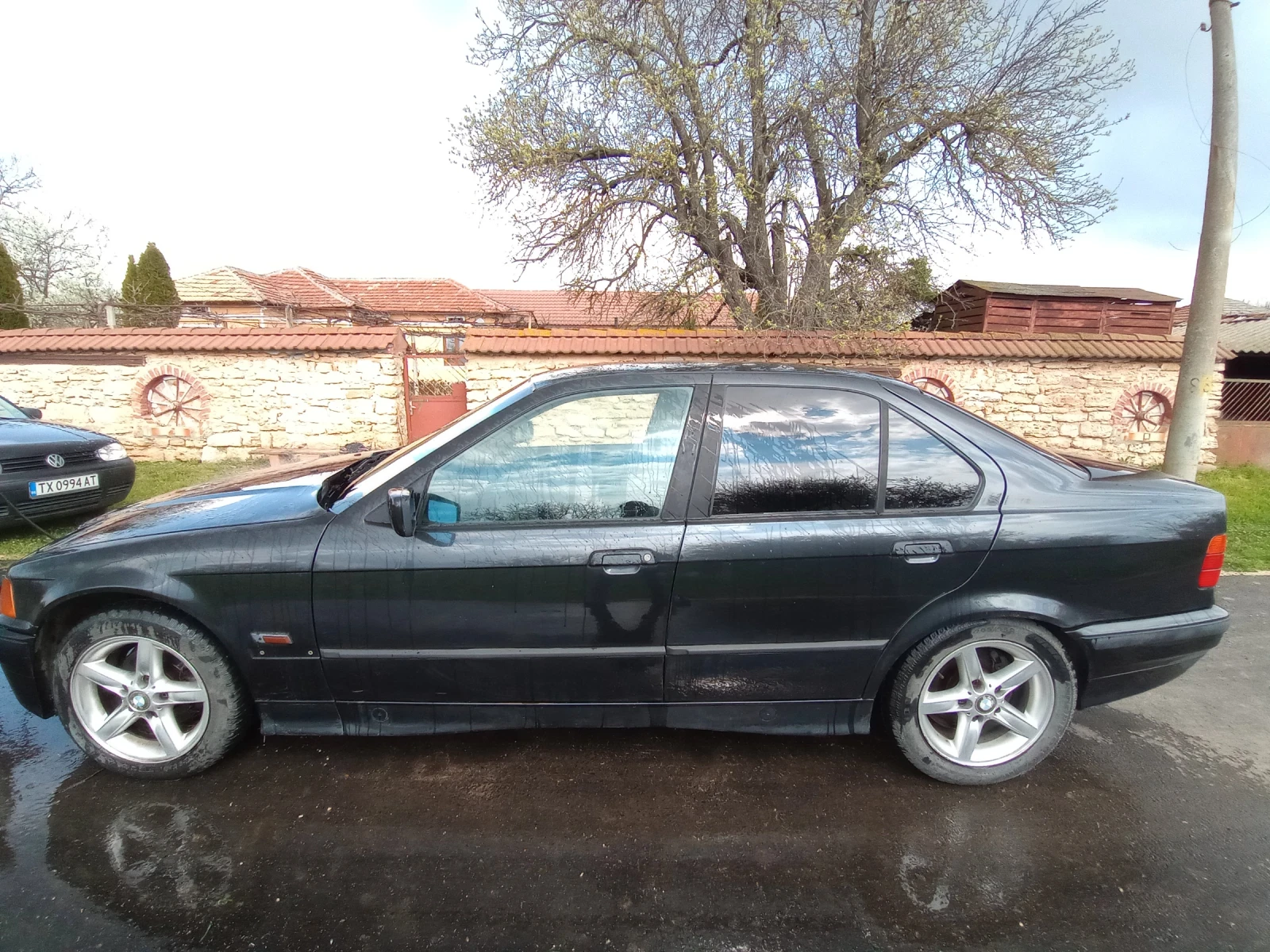 BMW 318, снимка 2 - Автомобили и джипове - 54303424