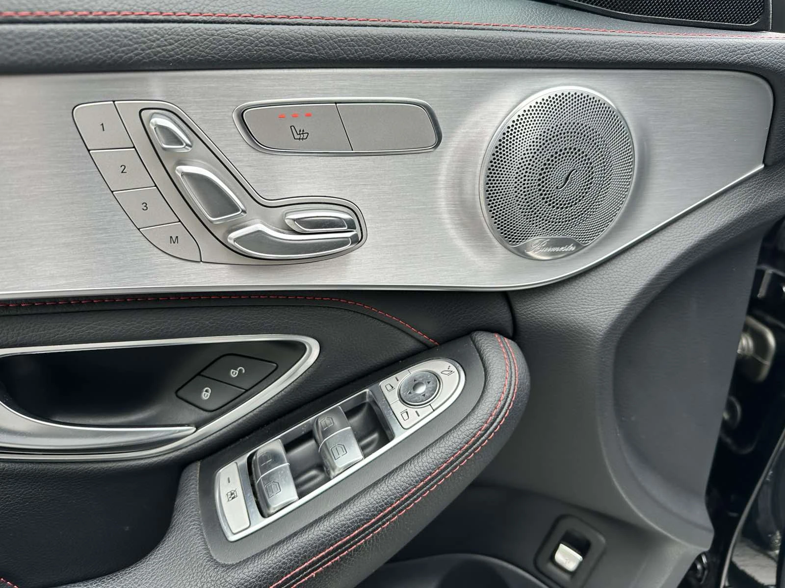 Mercedes-Benz C 450 AMG Burmester/NAVI/CAMERA/CARBON, снимка 5 - Автомобили и джипове - 54499929