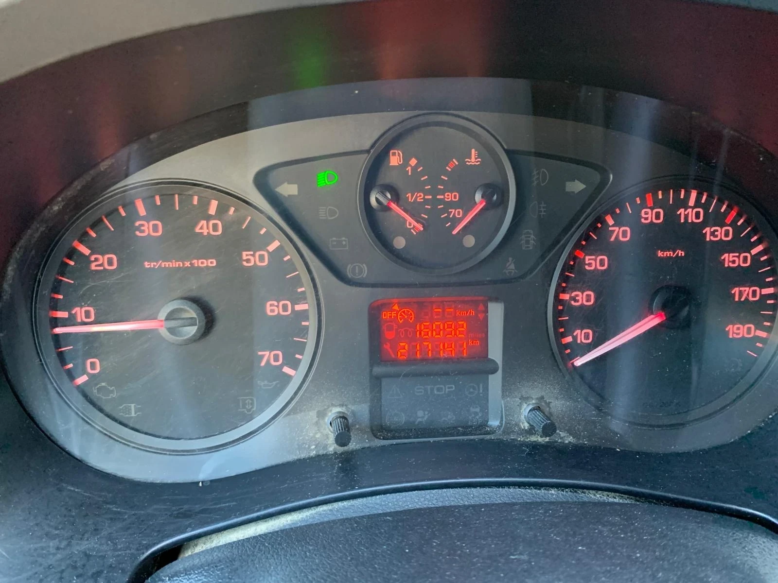 Citroen Berlingo 1.6 HDI 2+ 1 места EURO 4, снимка 14 - Автомобили и джипове - 54573400