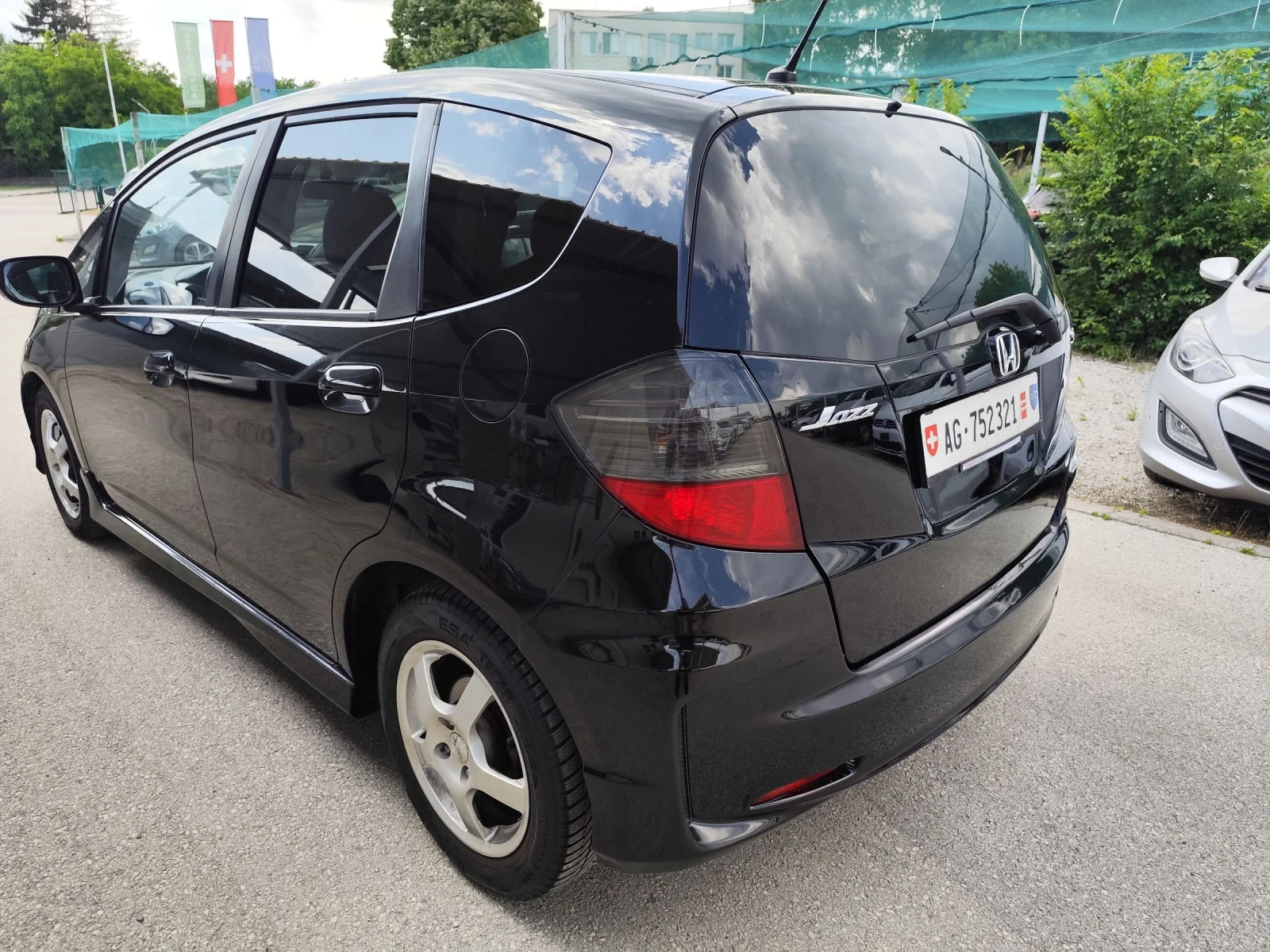 Honda Jazz 1.4 Si Швейцария , снимка 9 - Автомобили и джипове - 54803474
