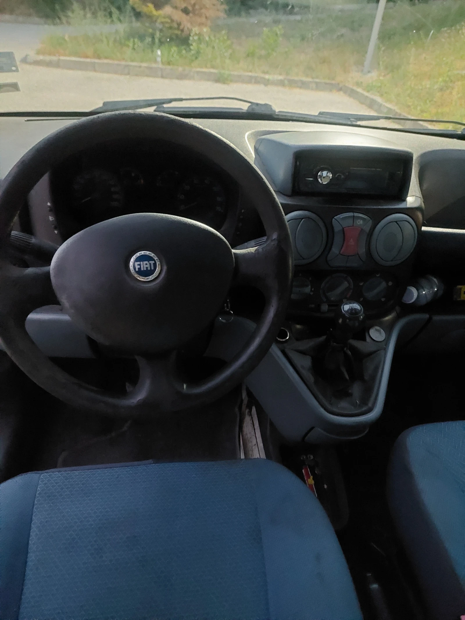 Fiat Doblo 1.9 JTD, снимка 7 - Автомобили и джипове - 55054169
