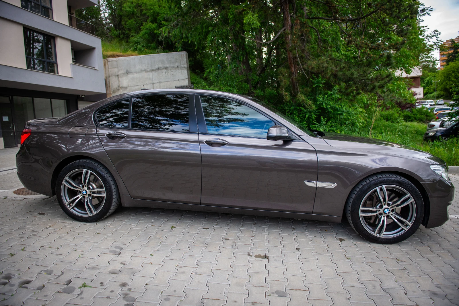 BMW 730 xDrive, LCI , снимка 4 - Автомобили и джипове - 55061939