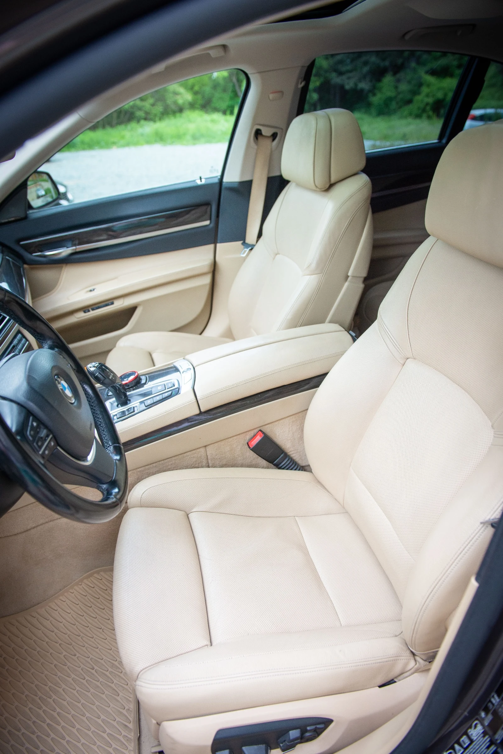 BMW 730 xDrive, LCI , снимка 13 - Автомобили и джипове - 55061939