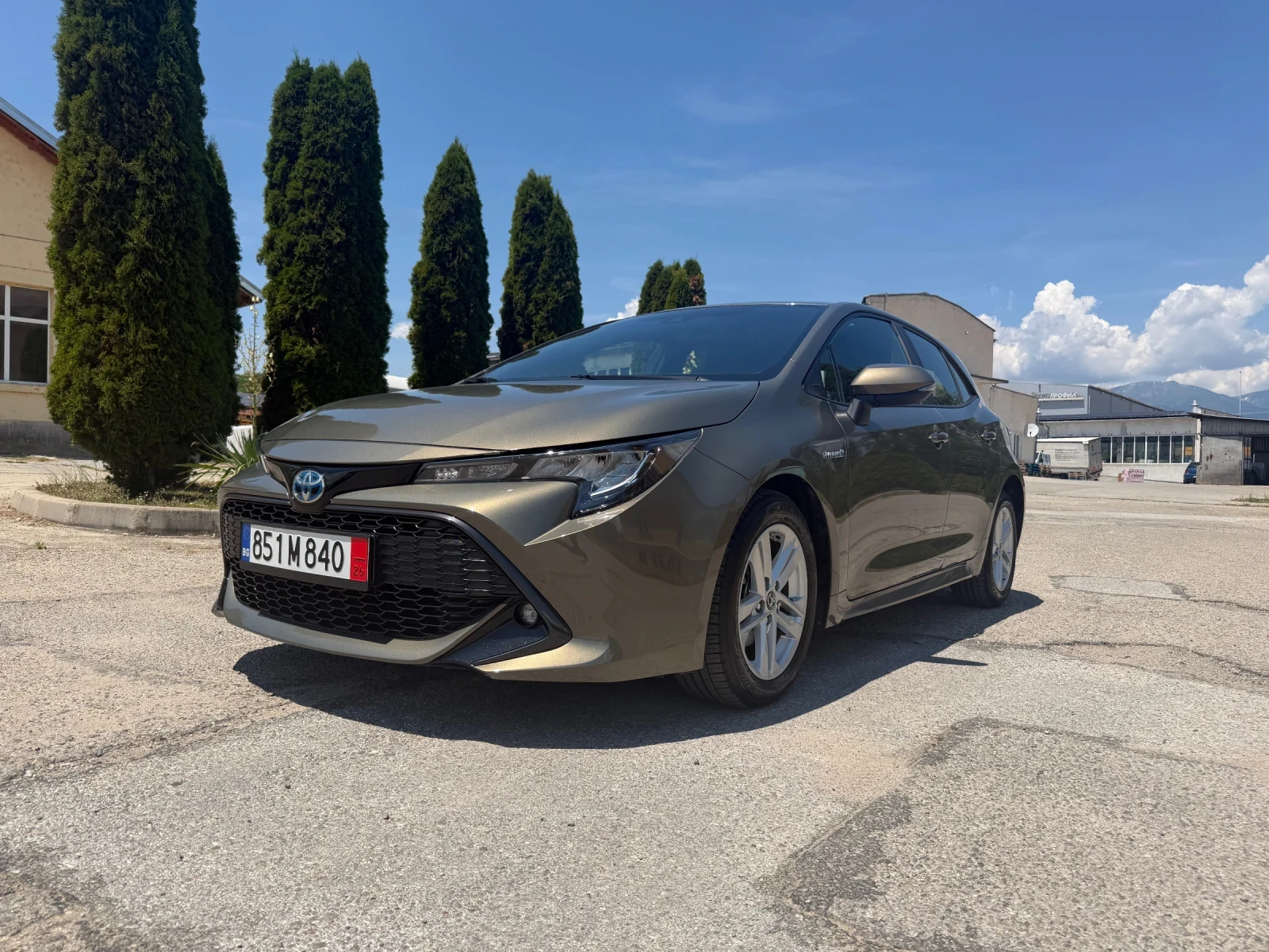 Toyota Corolla 1, 8 HIBRID | Mobile.bg � ����������� 3