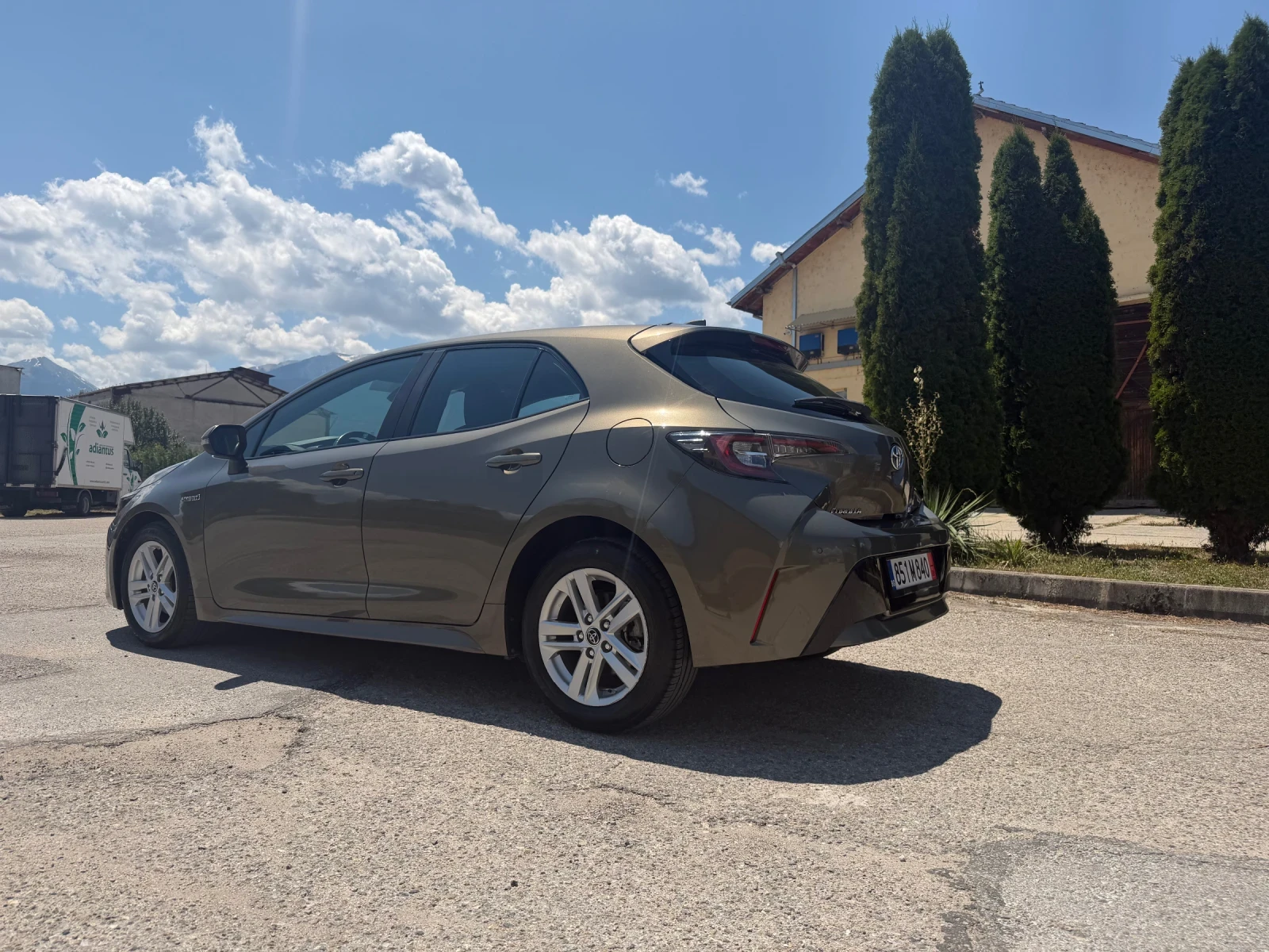 Toyota Corolla 1, 8 HIBRID | Mobile.bg � ����������� 4