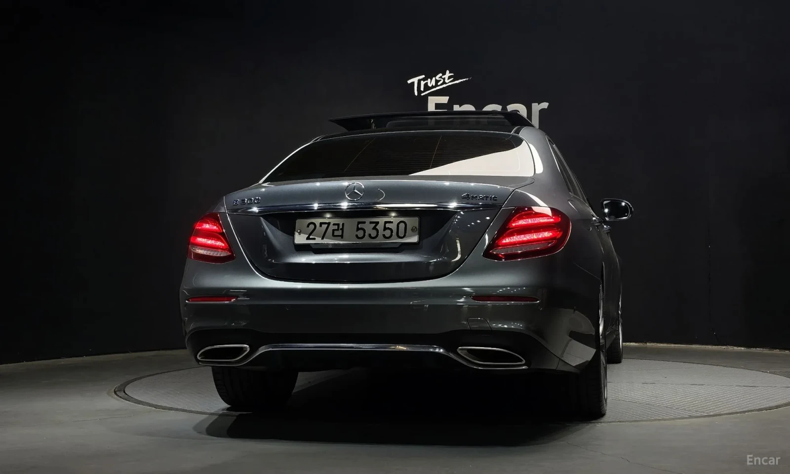 Mercedes-Benz E 300 4MATIC* AMG LINE* TOP CENA* TEXNOTEST, снимка 4 - Автомобили и джипове - 55257851