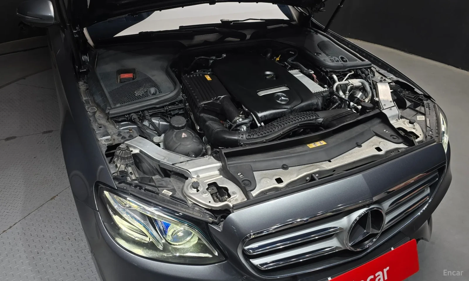 Mercedes-Benz E 300 4MATIC* AMG LINE* TOP CENA* TEXNOTEST, снимка 6 - Автомобили и джипове - 55257851