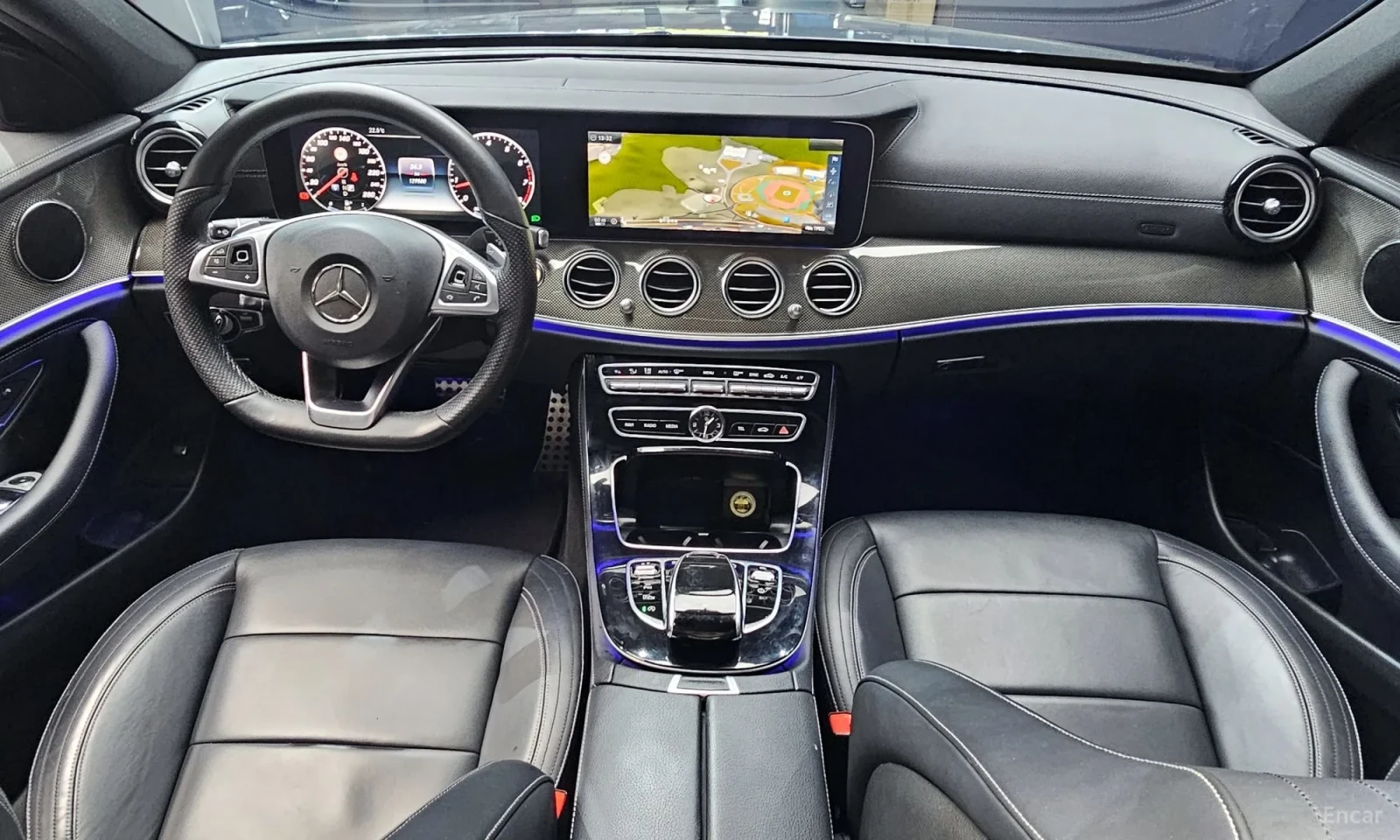 Mercedes-Benz E 300 4MATIC* AMG LINE* TOP CENA* TEXNOTEST, снимка 7 - Автомобили и джипове - 55257851