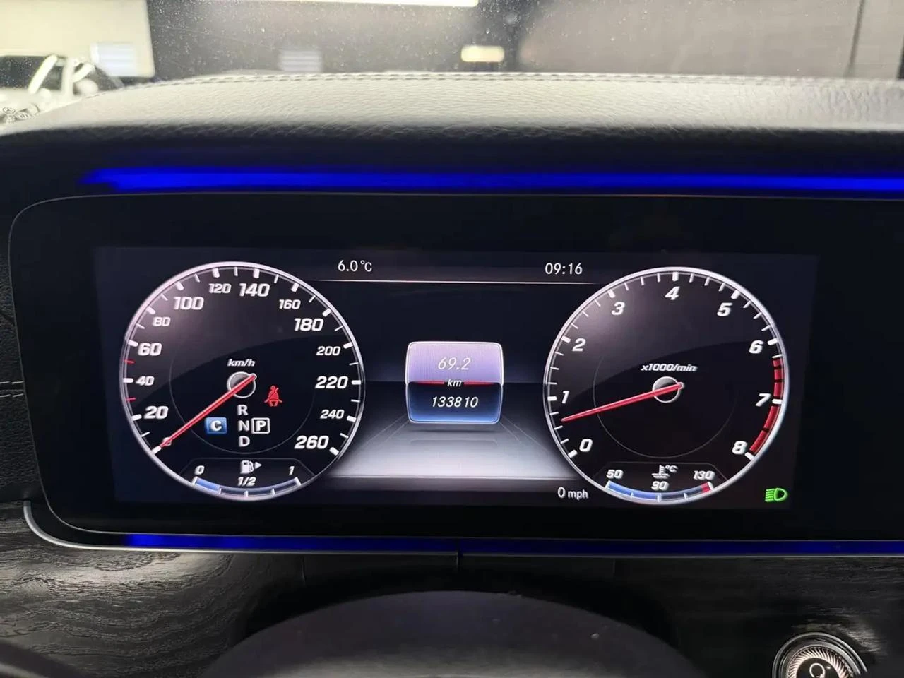 Mercedes-Benz E 400 Купе* AMG pack* Burmester* Пано* Подгреви* Дигитал, снимка 9 - Автомобили и джипове - 55322555